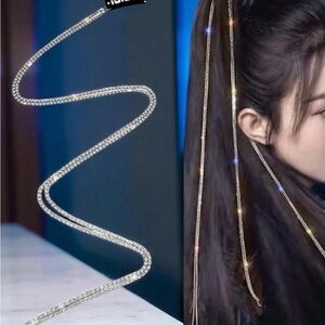 Elegant Silver Hair Chain Accessory